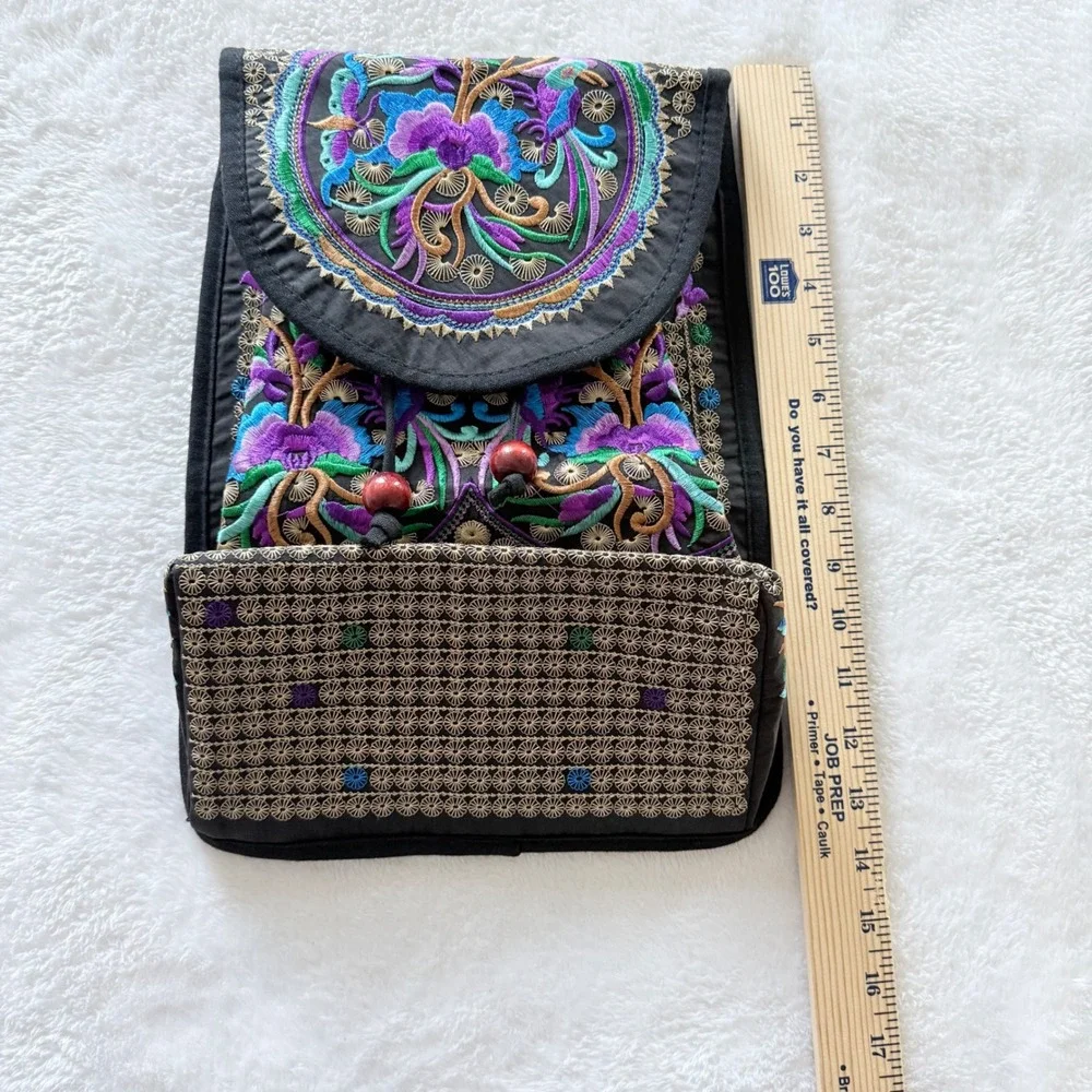 VTG Bohemian Floral Embroidered Canvas Backpack Black Blue Purple Folk Art‎ Bag